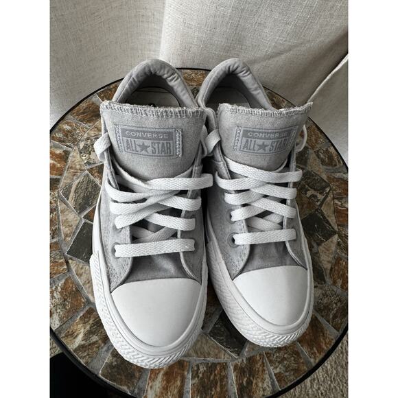 Converse Chuck Taylor Low Top Wolf Grey | Women’s 7 | Style 564331F - Picture 8 of 13